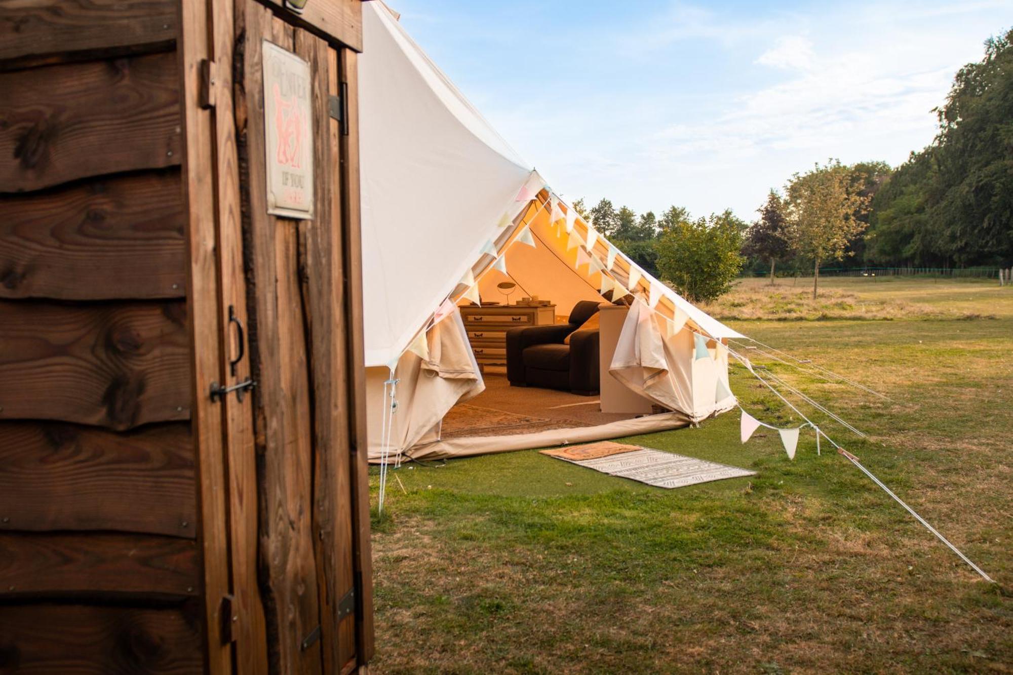 The Follies Glamping Maidstone Exterior foto